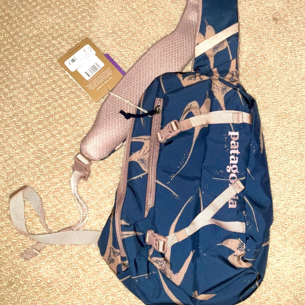 Patagonia Atom Sling Bag NWT
